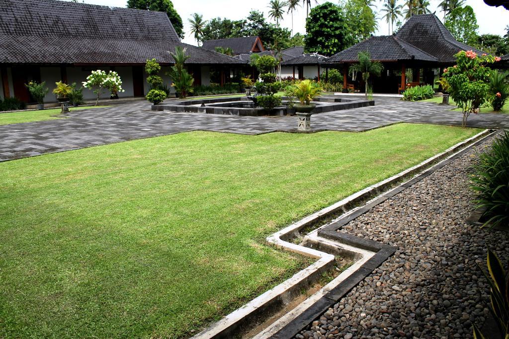 Manohara Resort Magelang Exteriör bild