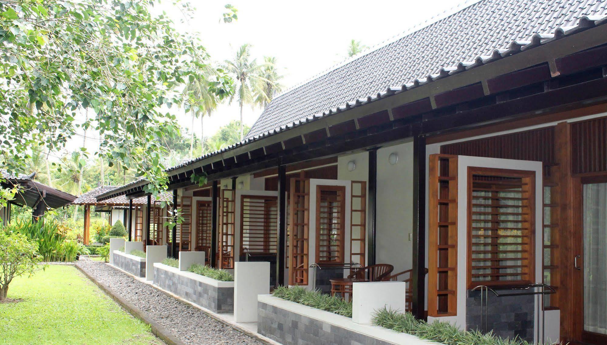 Manohara Resort Magelang Exteriör bild